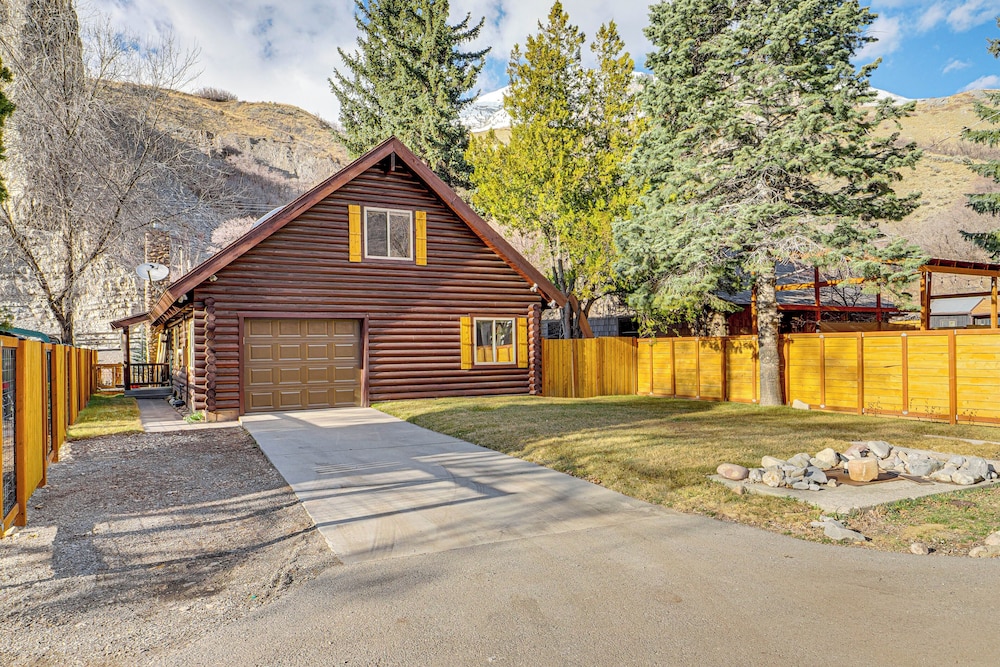 Trail Access & Riverfront Porch at Home in Provo!