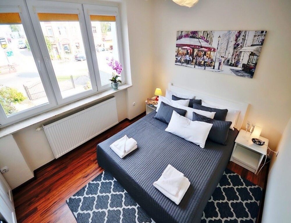 3-room Apartment With Balcony, Close to the Beach
