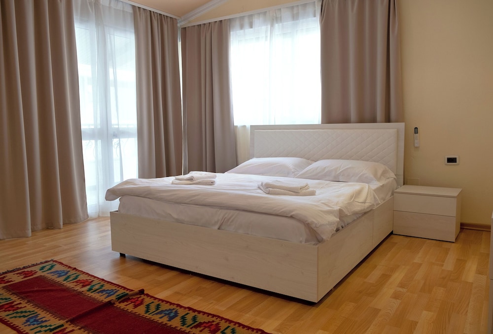 Mandarine Hostel