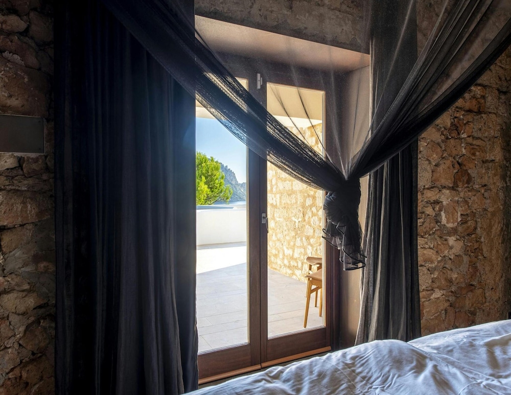 Lavish Villa Overlooking Es Vedra
