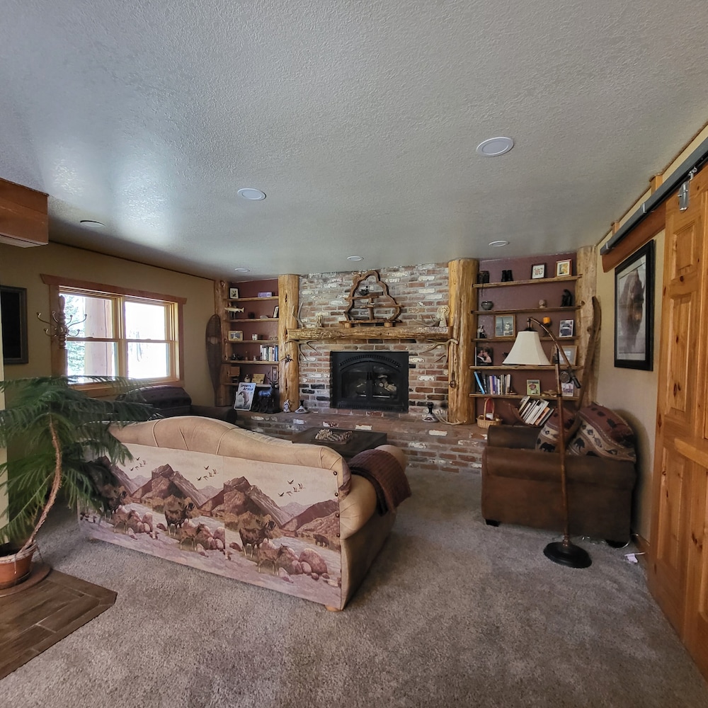 Buffalo Peaks B&B