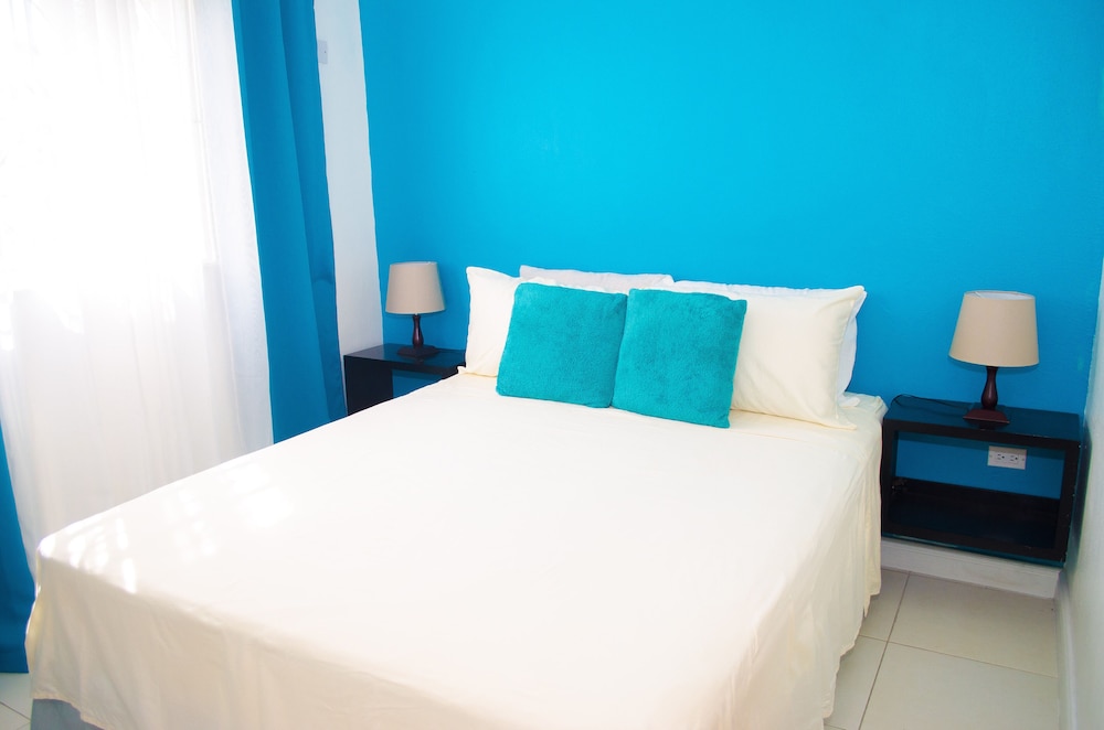Centrally located Oakland Guest Apartment II view 4