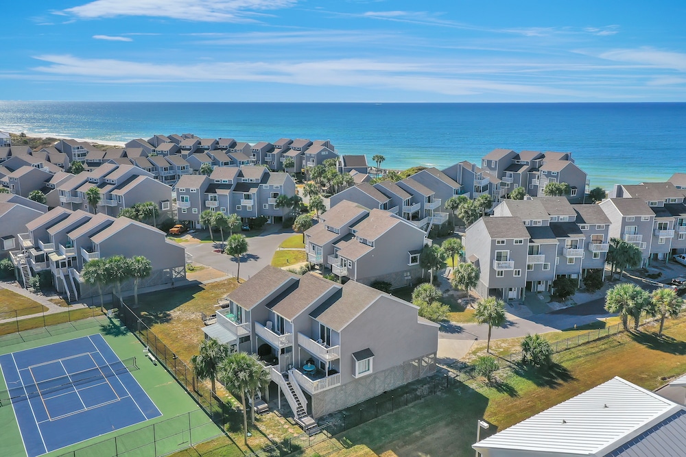 Barrier Dunes 544 - 54 Rum and Ravioli view 2