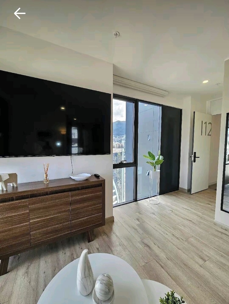 Xoe Mini-suites and Apartments