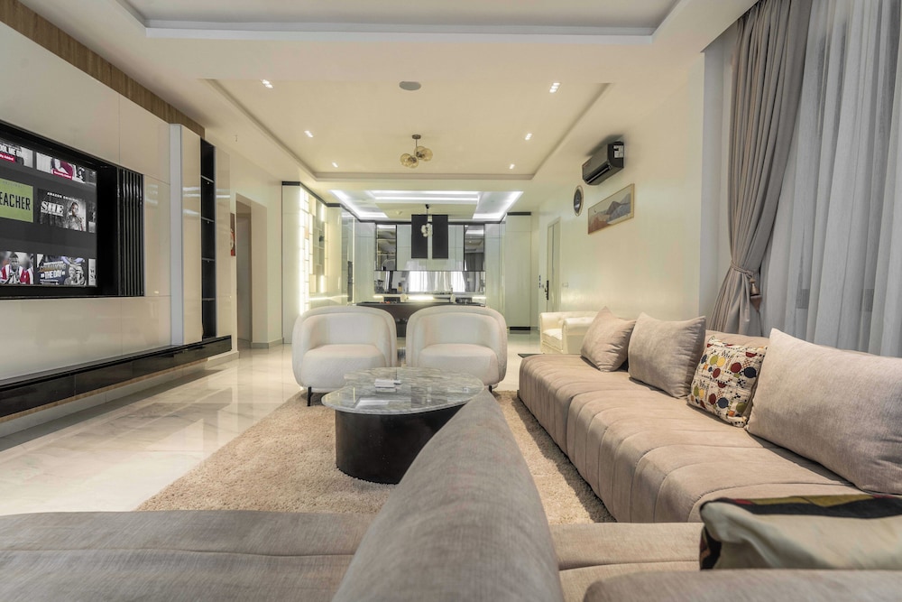 George Residence Bayberry