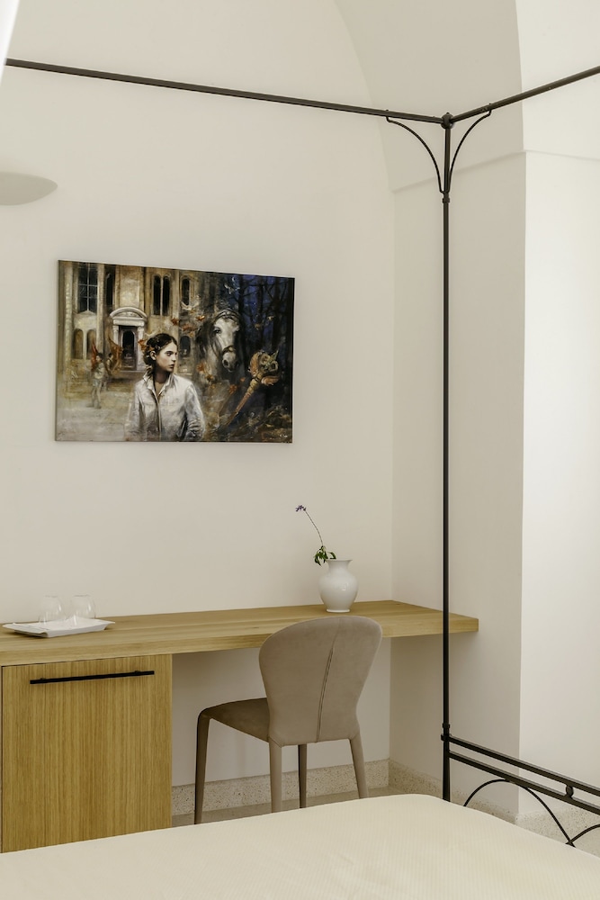 Tenuta Monticelli Bio Relais