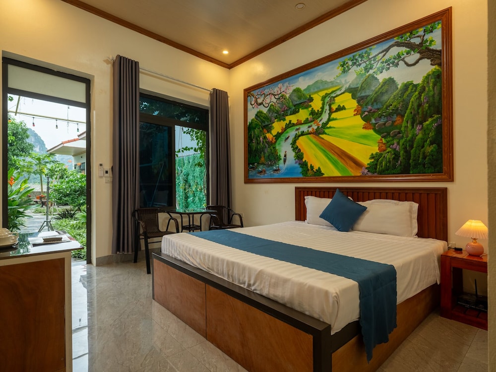Hang Mua Sunset Bungalow - Ninh Binh view 2