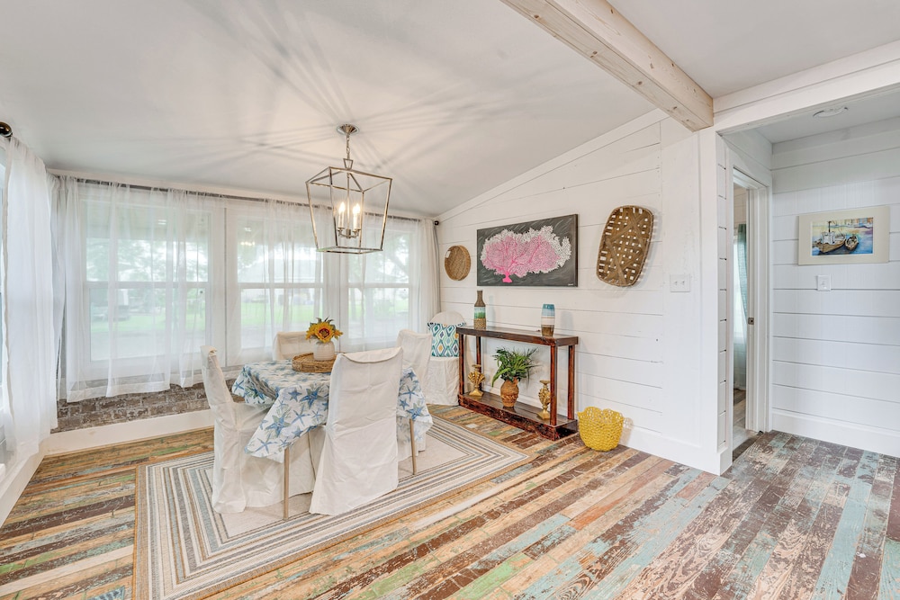 Walk to Boat Ramp: Newly Remodeled Seadrift Home!