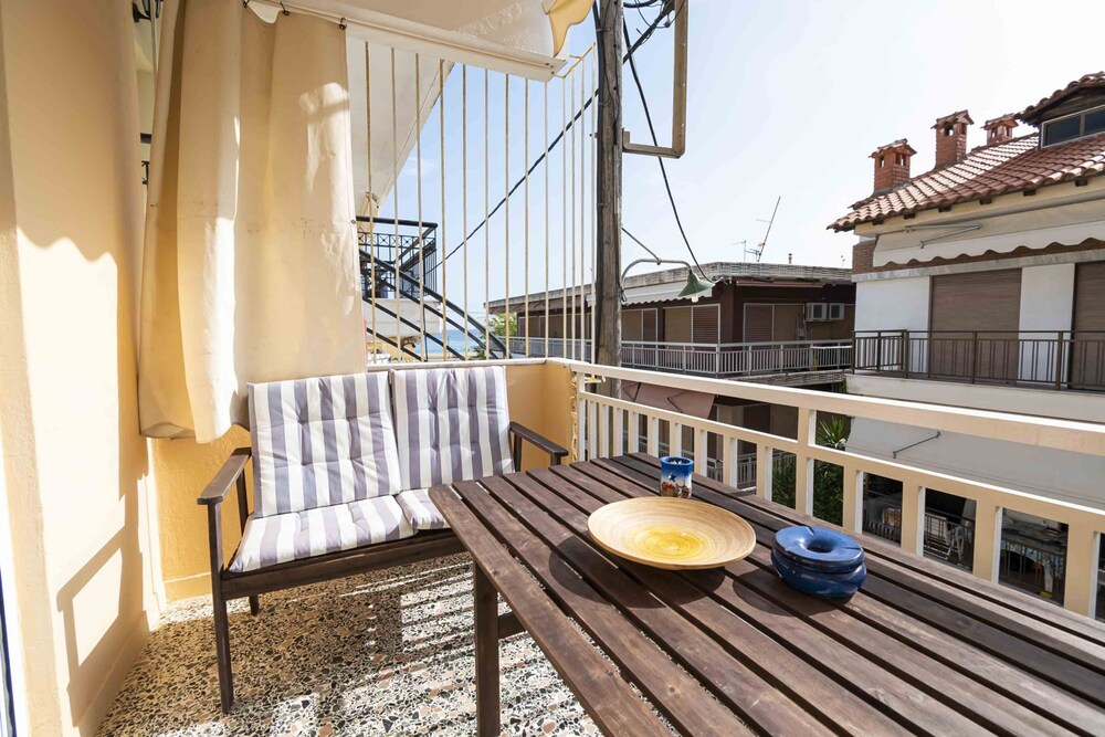 Erato Apartment 2 by Rentalspro Services - Nea Plagia view 4