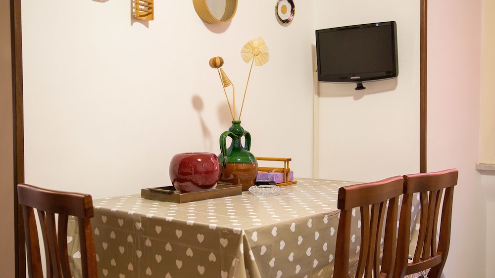 Rental In Rome Colosseum Apartment