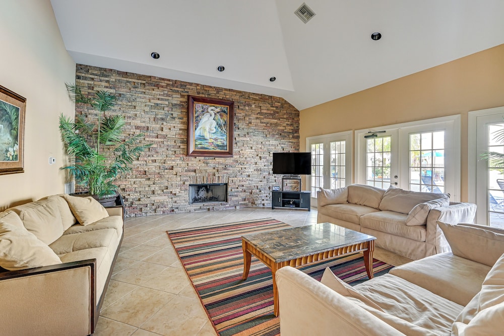 Saltwater Pool + 4 Mi to Beach: Clearwater Condo!
