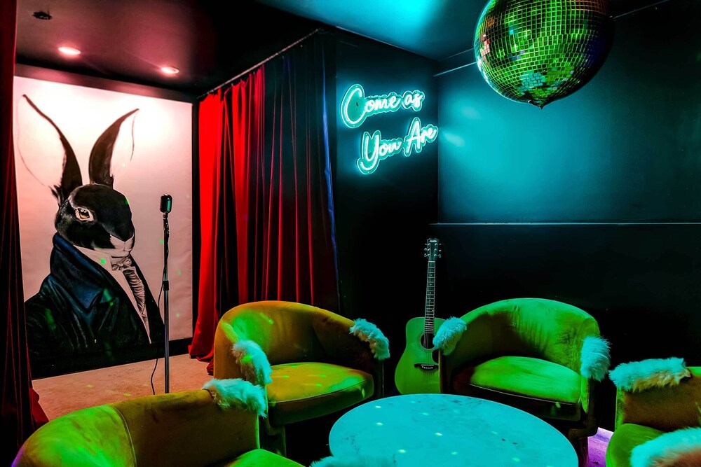 lounge