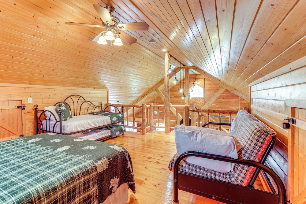Fire Pit, Screened Deck: Riverfront Ozarks Cabin!