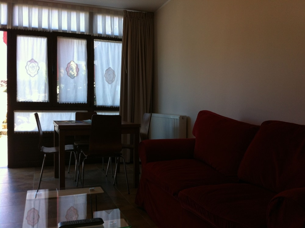 Photo 37
