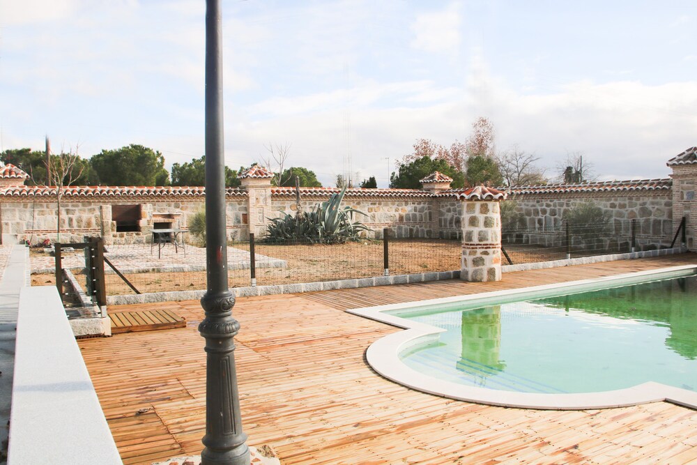 Photo 12