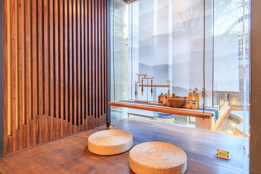 Isvara Flowing Ocean Guesthouse