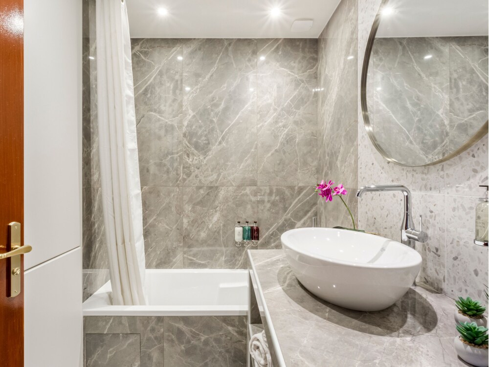 Merveil Luxury Suites - Marais - Martin I-II