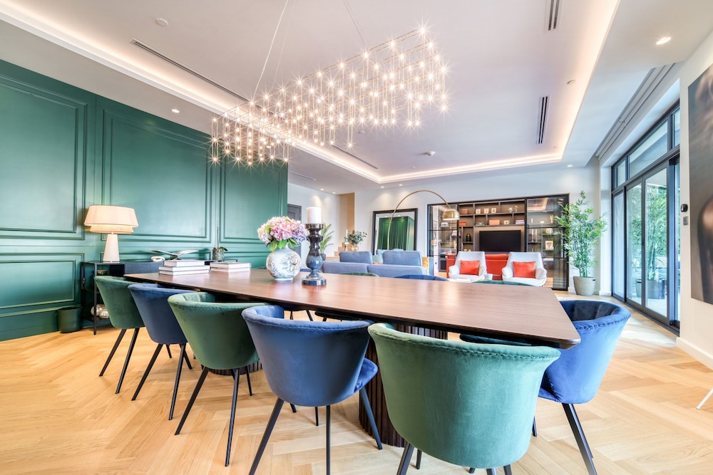 meeting & event spaces