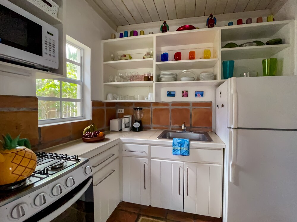 Folly Guest House 2 Bedroom Cottage - Property Image 23