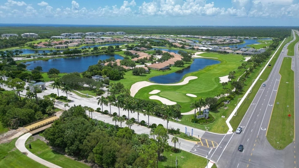 Heritage Landing Resort 30 night minimum 3 Bedroom Condo 3 Condo