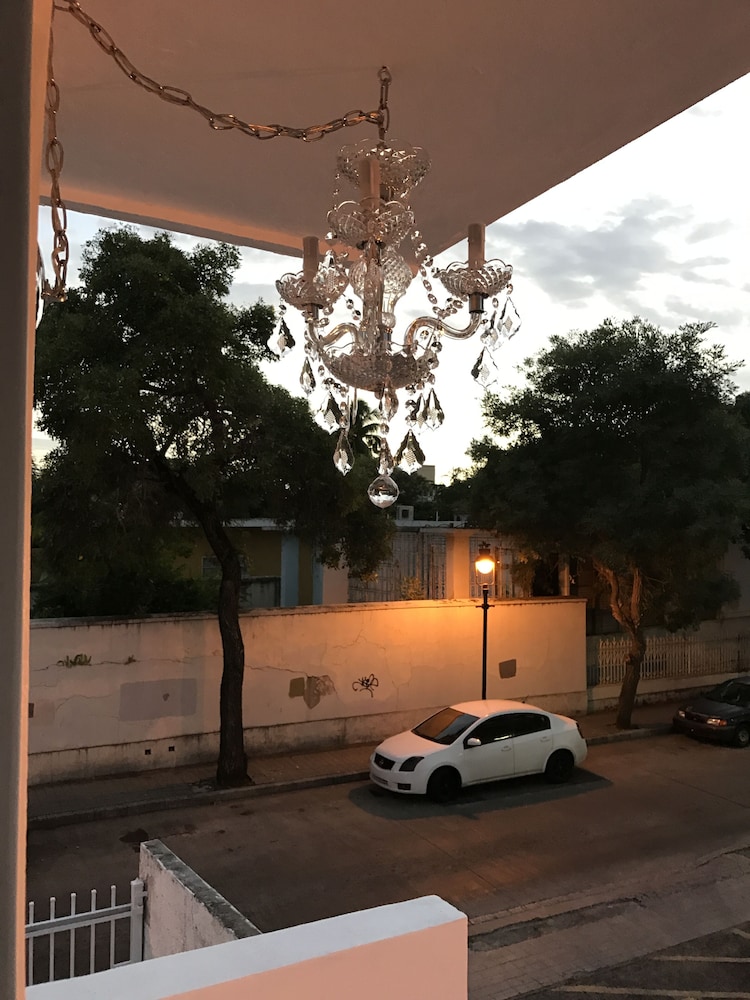 Chandelier 102