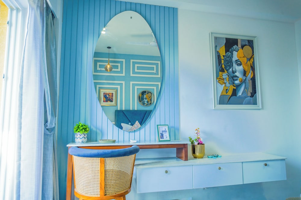 Alaya Stays Veera Marina 2BHK