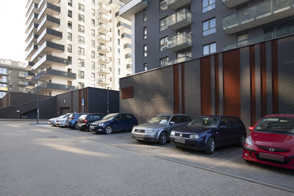 Elite Apartments Cityview Center
