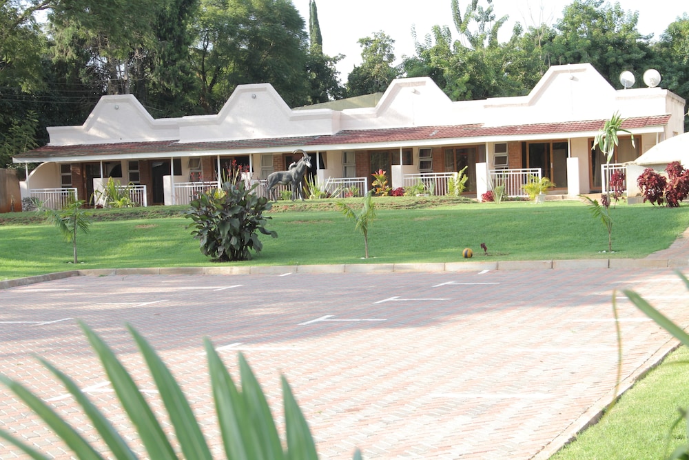 Highlands Lodges and Apartments