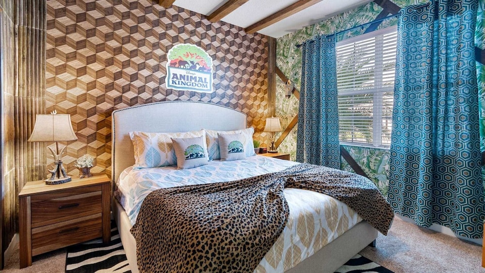 Storey Lake Resort 6 Bedroom Home Themed Bedrooms 6 Home