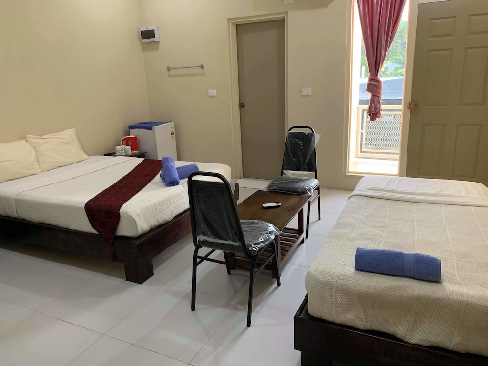 Bay View Barbers Lodge - view 2