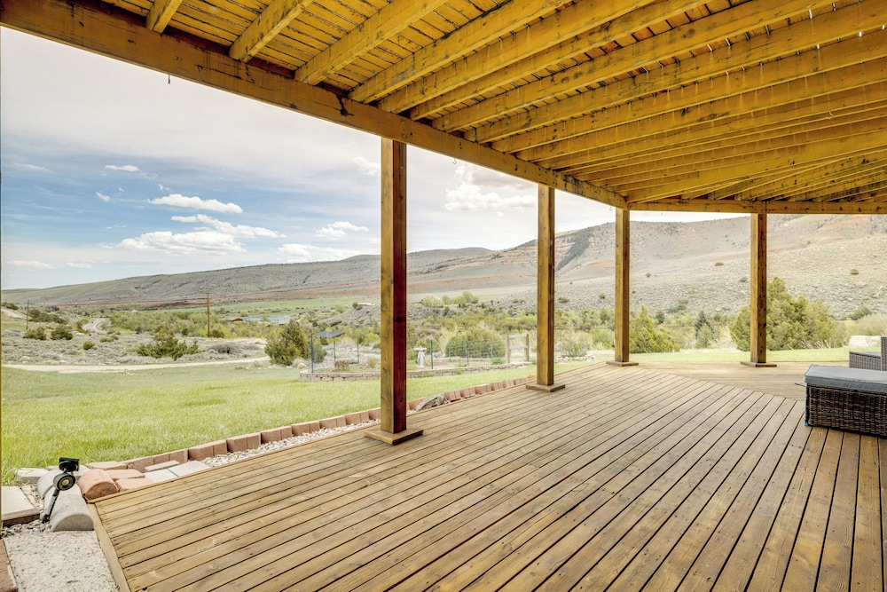 Walk to Sinks Canyon State Park: Spacious Home!