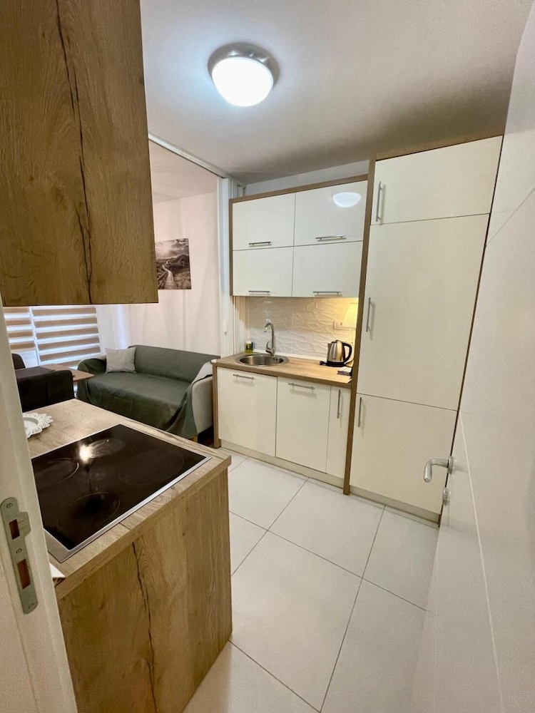 Tiara Vracar Apartment