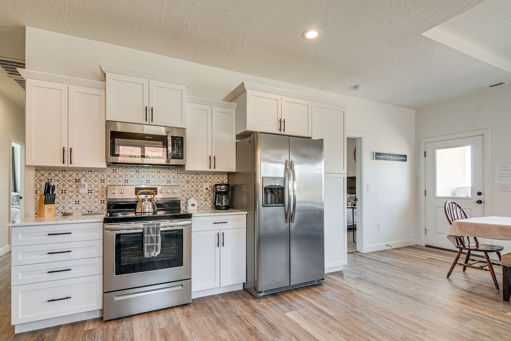 Stunning Red Rock Views! Kanab Home By Natl Parks