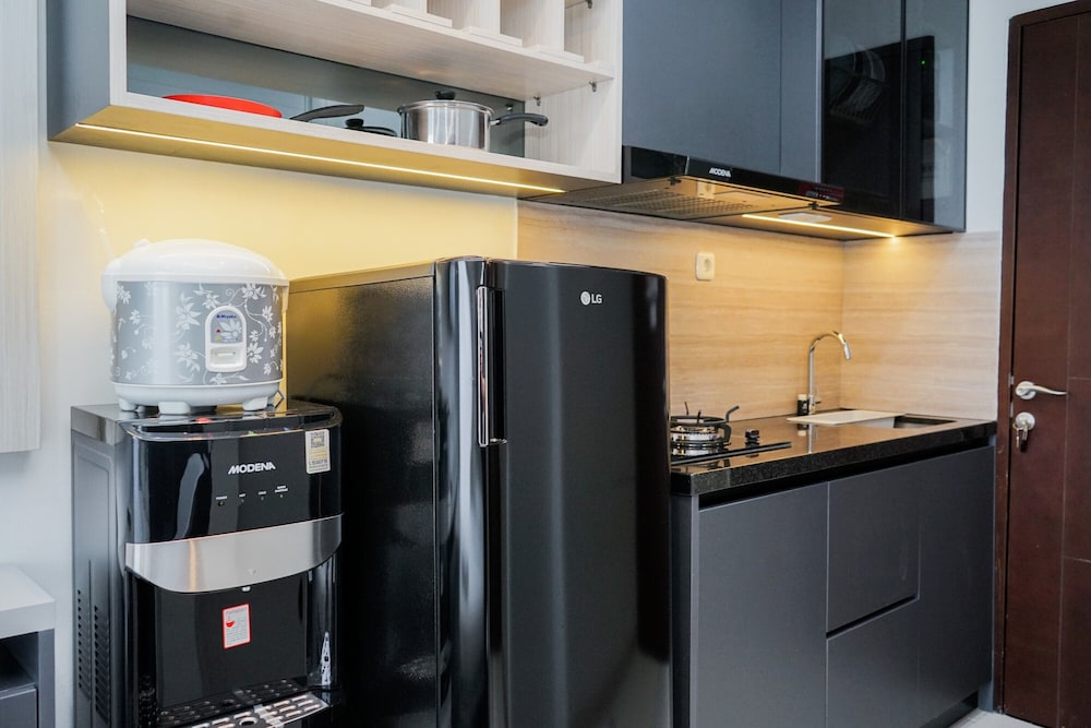 Comfort and Cozy Living Studio Springwood Residence Tangerang Apartment