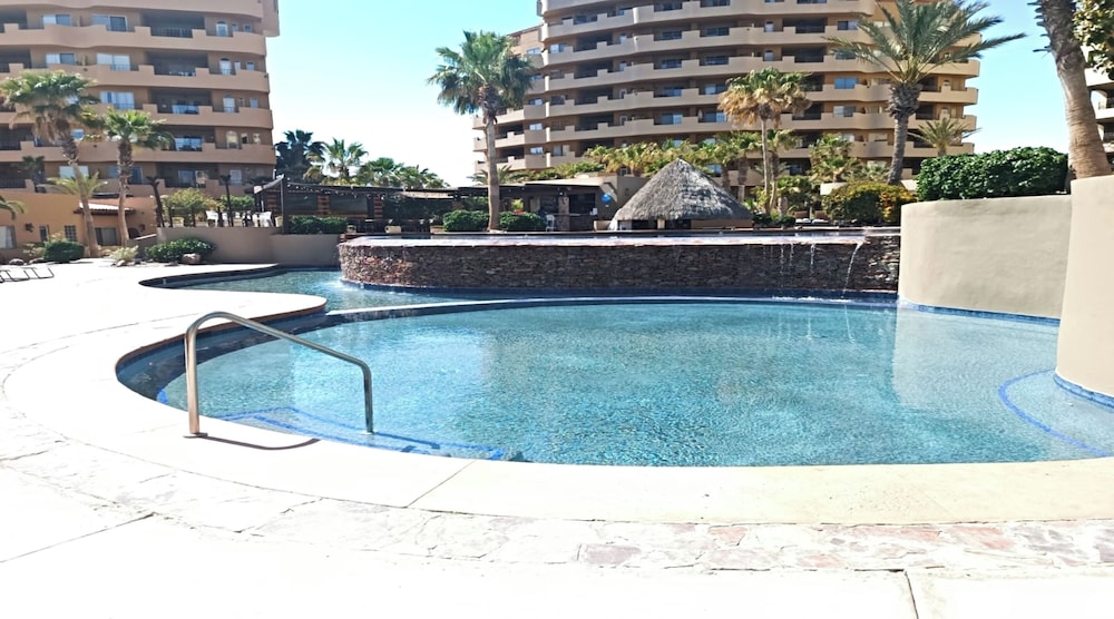 Condo Bella Sirena 805 C by Kivoya