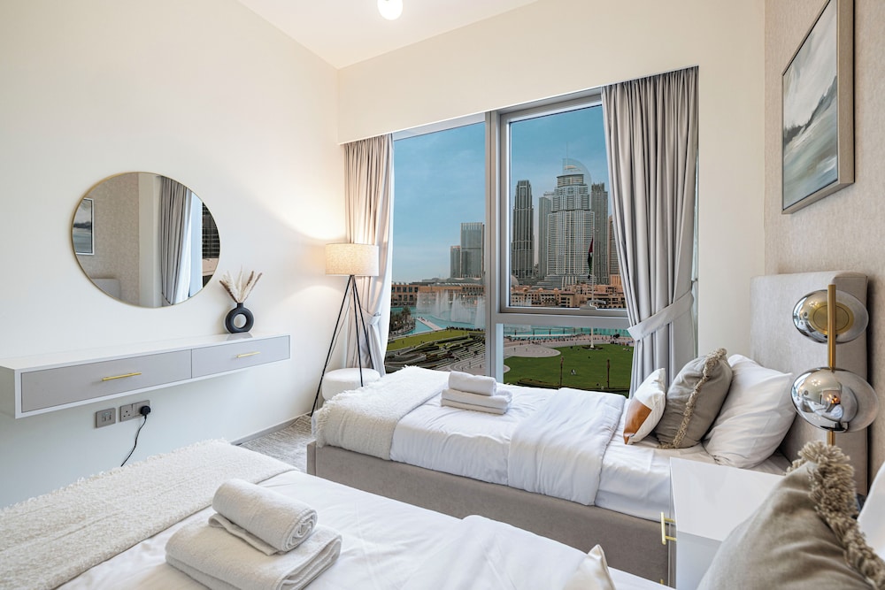 GOGOTO Burj & Fountain View Stay