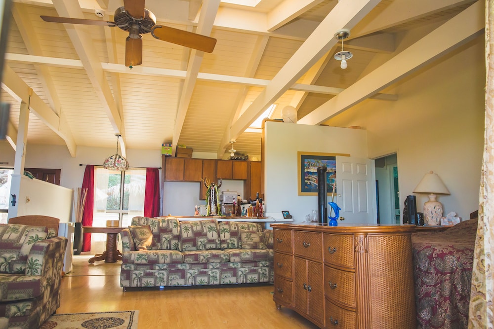 Kona Hawaii Guesthouse
