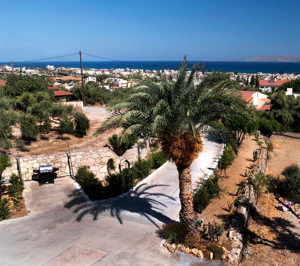 Seaside Charm Near Heraklion Villa Maro II Getaway