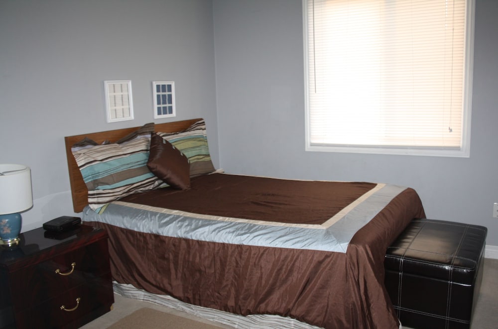 Downtown Whitby Furnished Homes