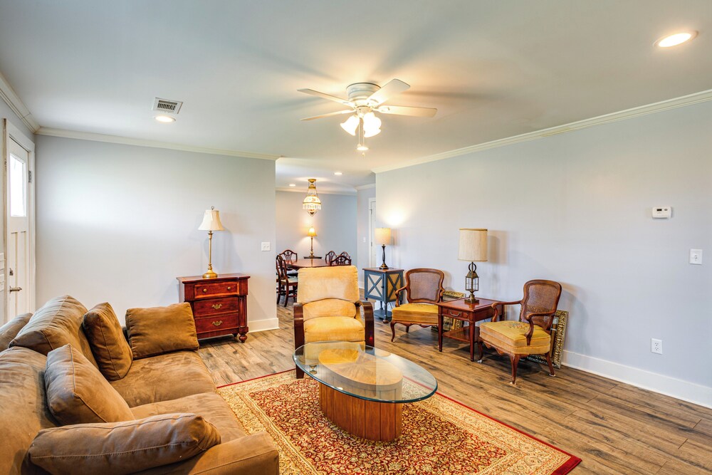 7 Mi to Ole Miss: Quiet Rural Retreat w/ Yard!