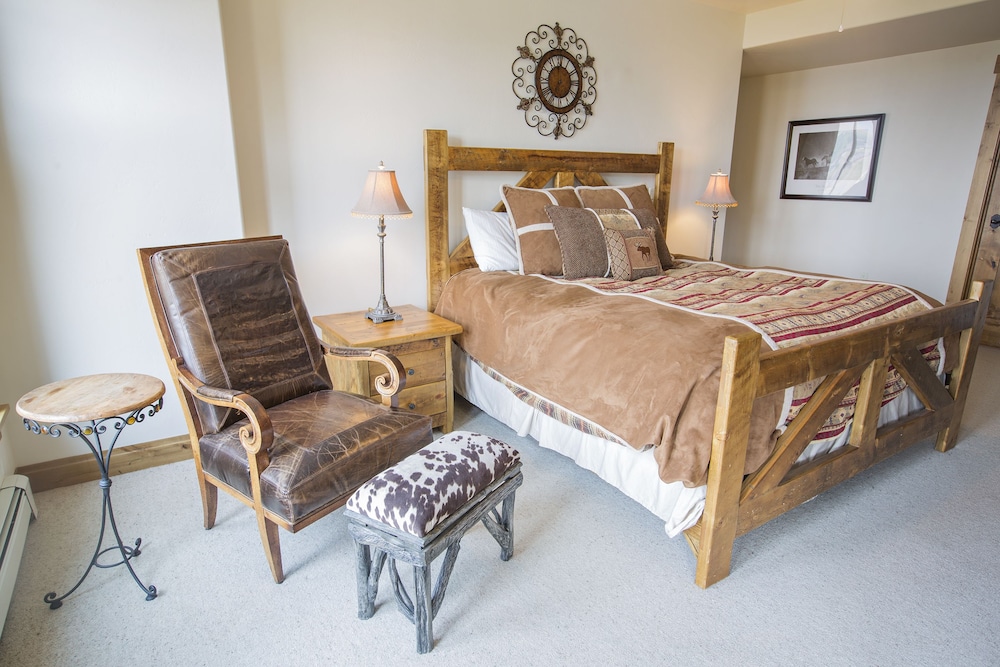 WestWall Lodge - Property Image 19