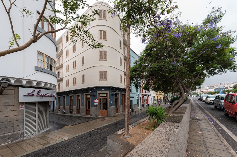 Hotel Vegueta Luxury - Image 1