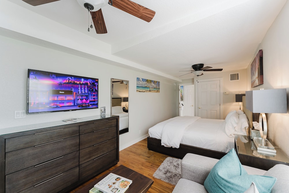 Savannah Apartment