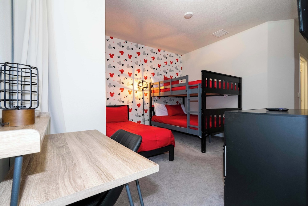 Bright 5BD Disney Escape w Private Pool 1536