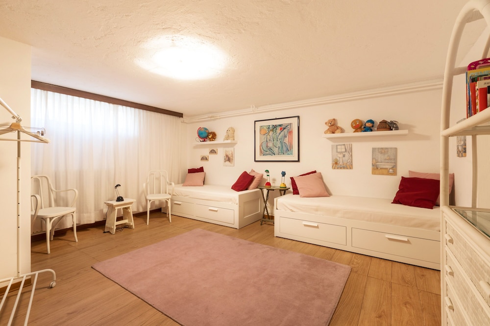 Maison Jaune by Wonderful Italy view 4