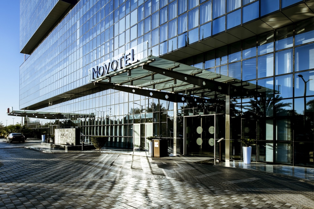 Hotel Novotel Abu Dhabi Gate - Image 1