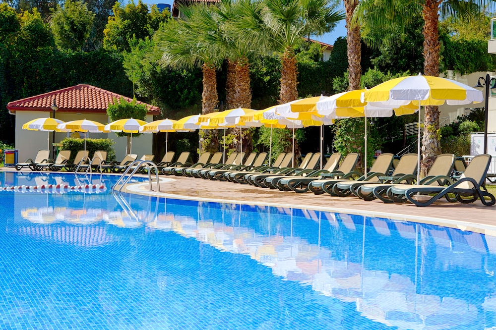 Gardenia Beach Hotel - All Inclusive