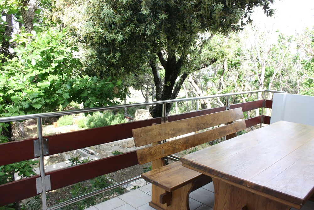 Pintar Apartment view 4