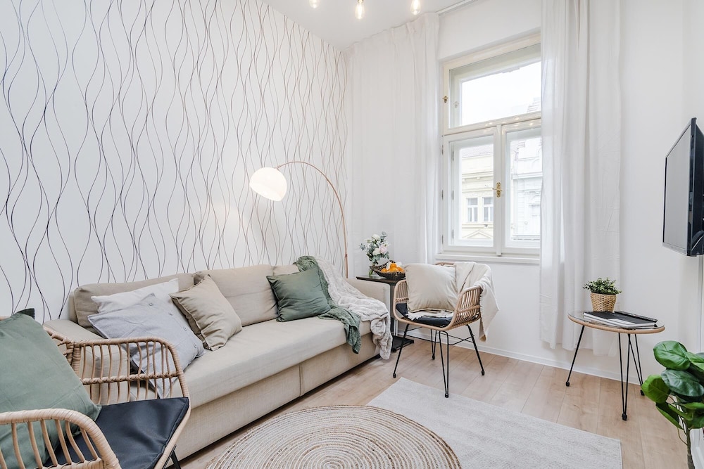 Charm APTs in Prague by Michal&Friends