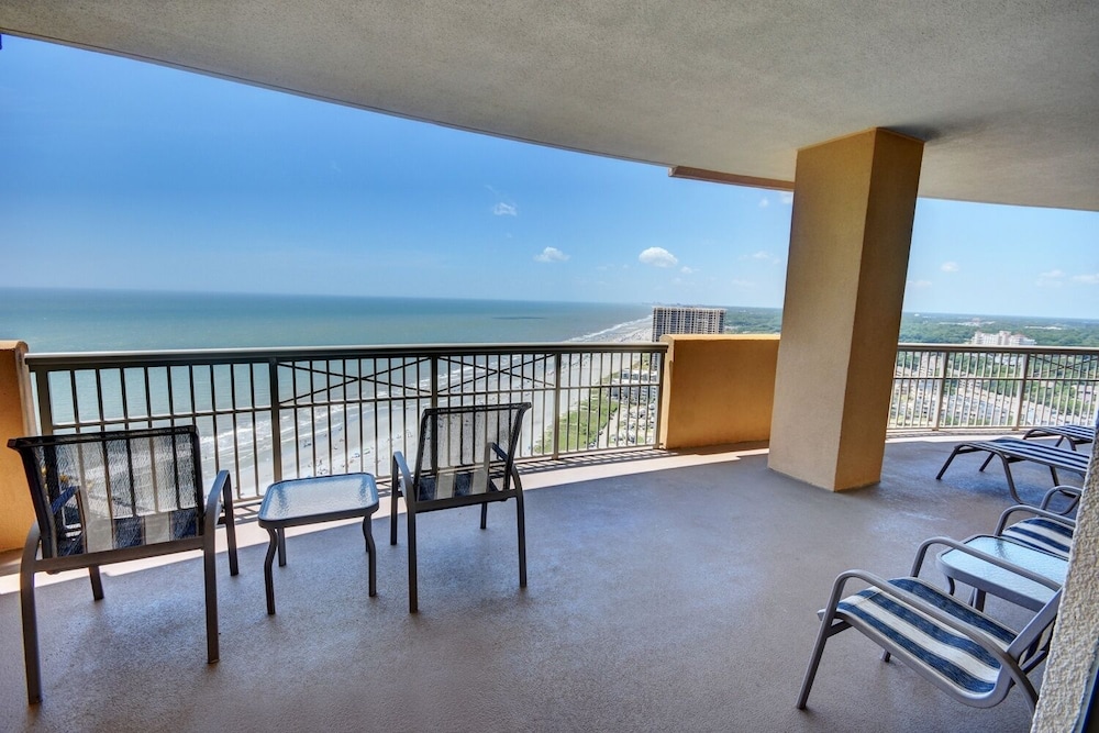 Margate Tower 2401 4br 3 Ba Direct Oceanfront 4 Bedroom Condo by RedAwning